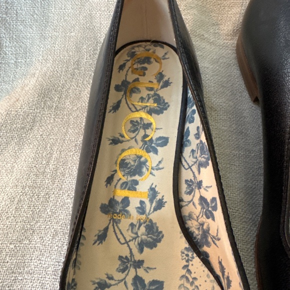 Navy Gucci Leather flats - Picture 3 of 5